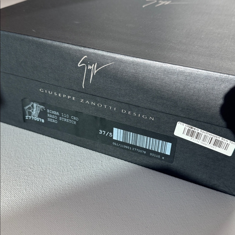 Giuseppe Zanotti Black Lace-Up Heeled Boots - Picture 7 of 16